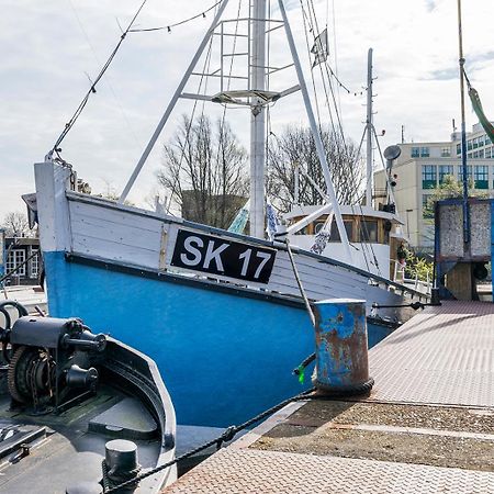 Asile Flottant Hotell Amsterdam Exteriör bild