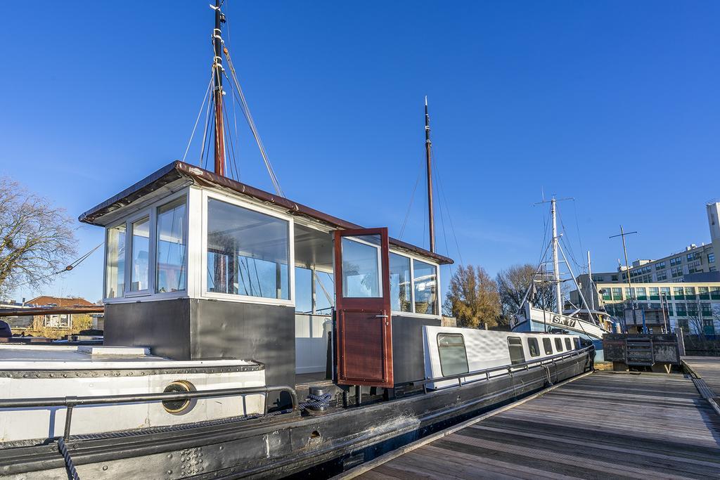 Asile Flottant Hotell Amsterdam Exteriör bild