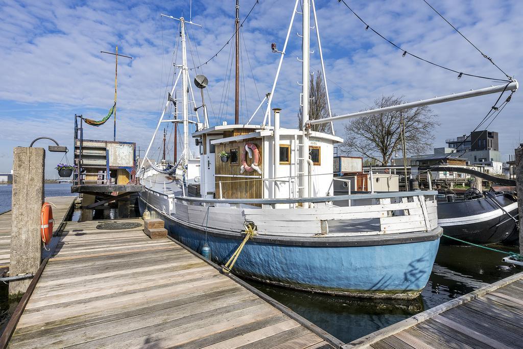 Asile Flottant Hotell Amsterdam Exteriör bild
