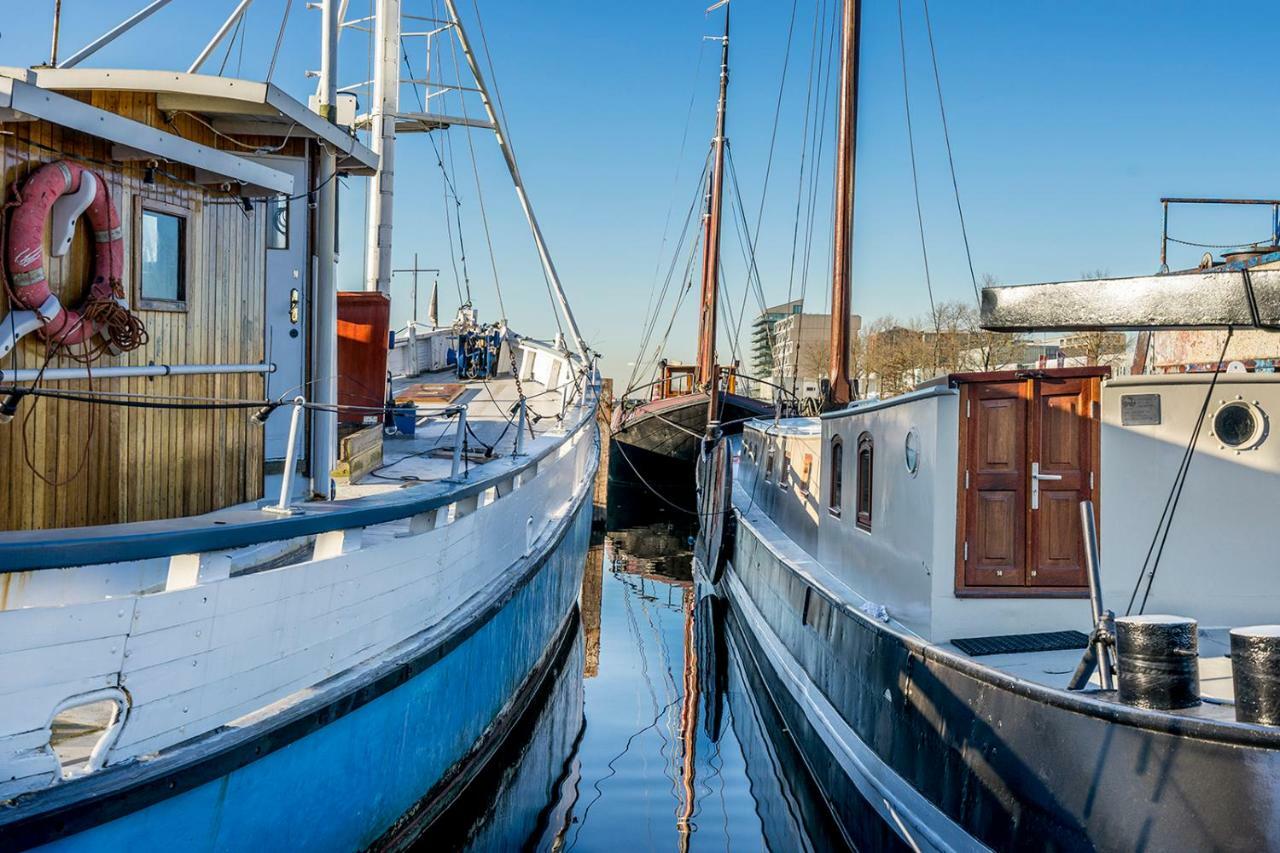 Asile Flottant Hotell Amsterdam Exteriör bild